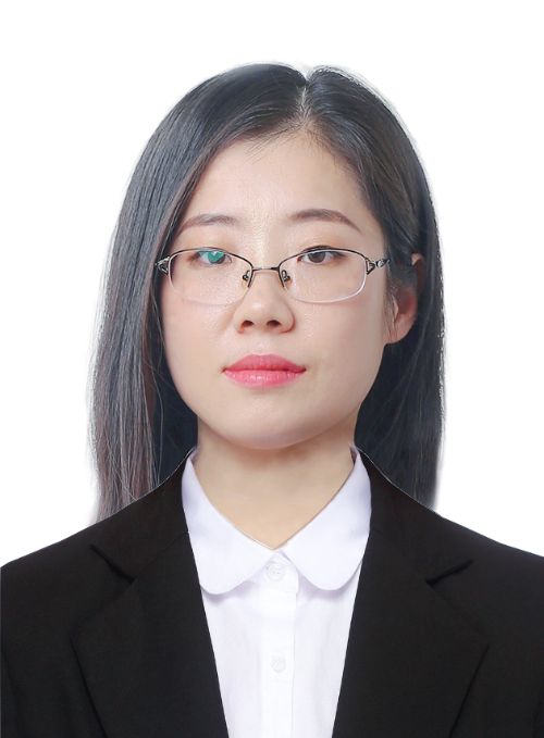 Selina Wang